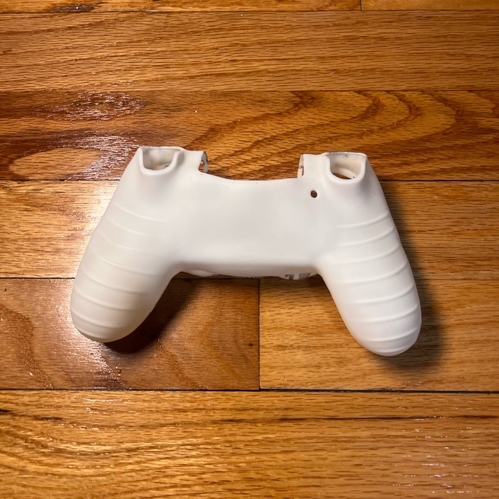 PS4 controller case - Picture 2 of 2